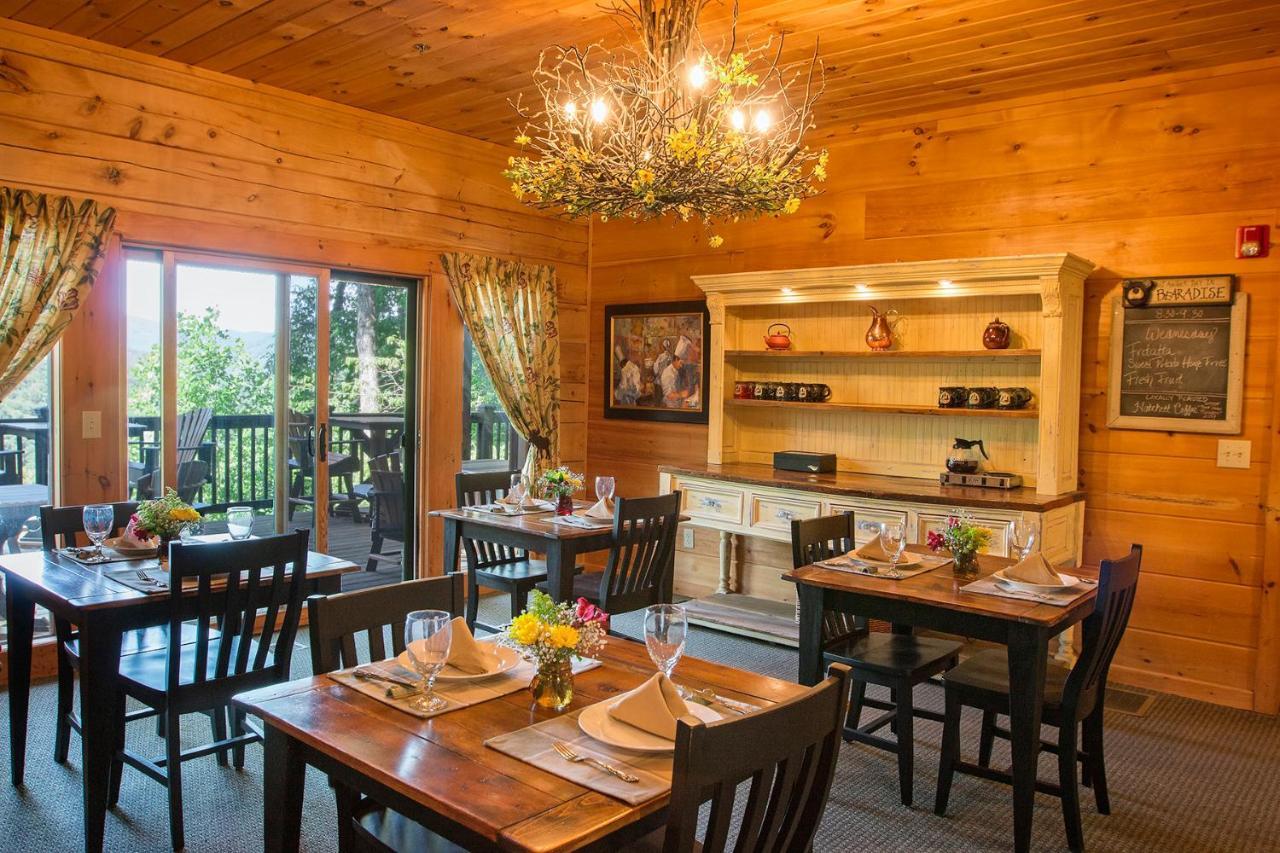 Valle Crucis Lazy Bear Lodge المظهر الخارجي الصورة