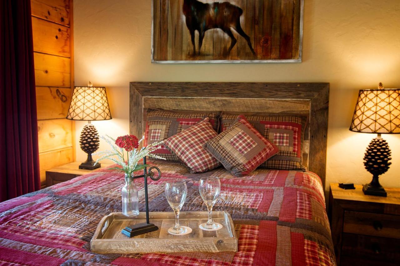Valle Crucis Lazy Bear Lodge المظهر الخارجي الصورة
