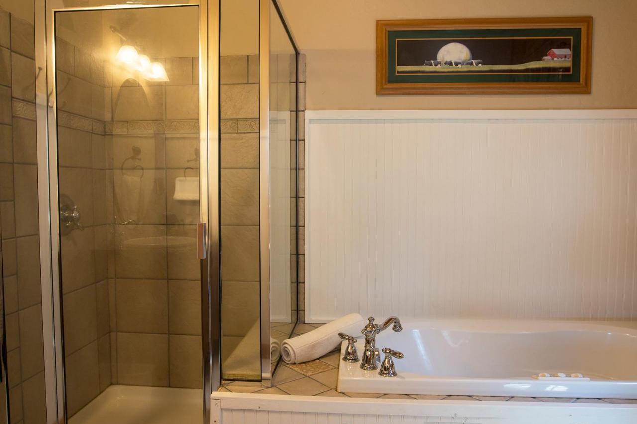 Valle Crucis Lazy Bear Lodge المظهر الخارجي الصورة
