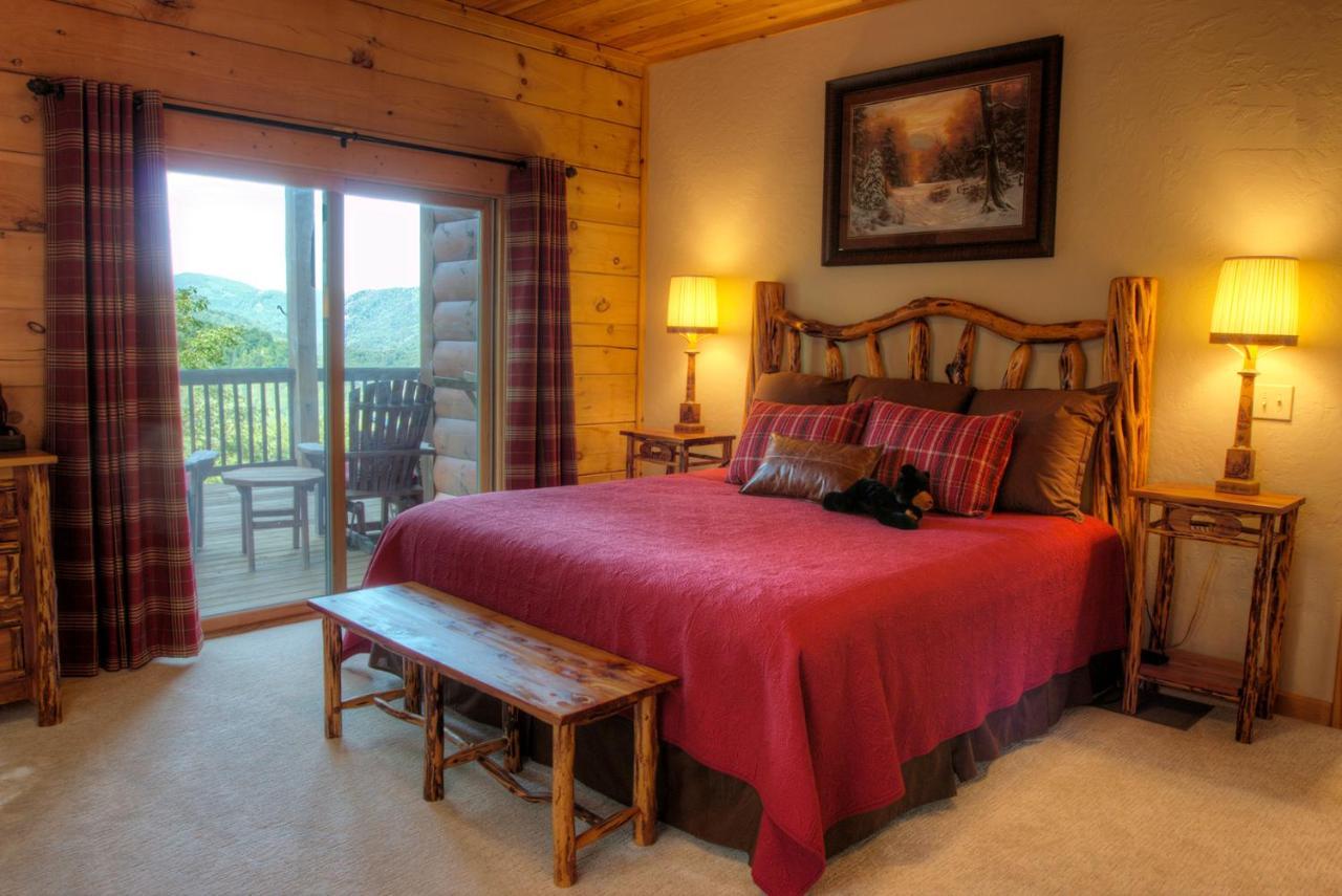 Valle Crucis Lazy Bear Lodge المظهر الخارجي الصورة
