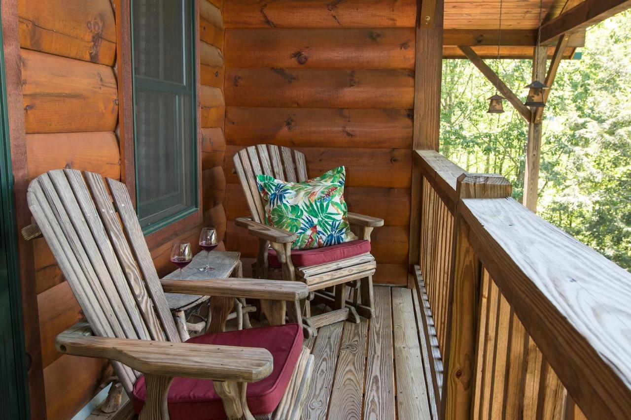 Valle Crucis Lazy Bear Lodge المظهر الخارجي الصورة